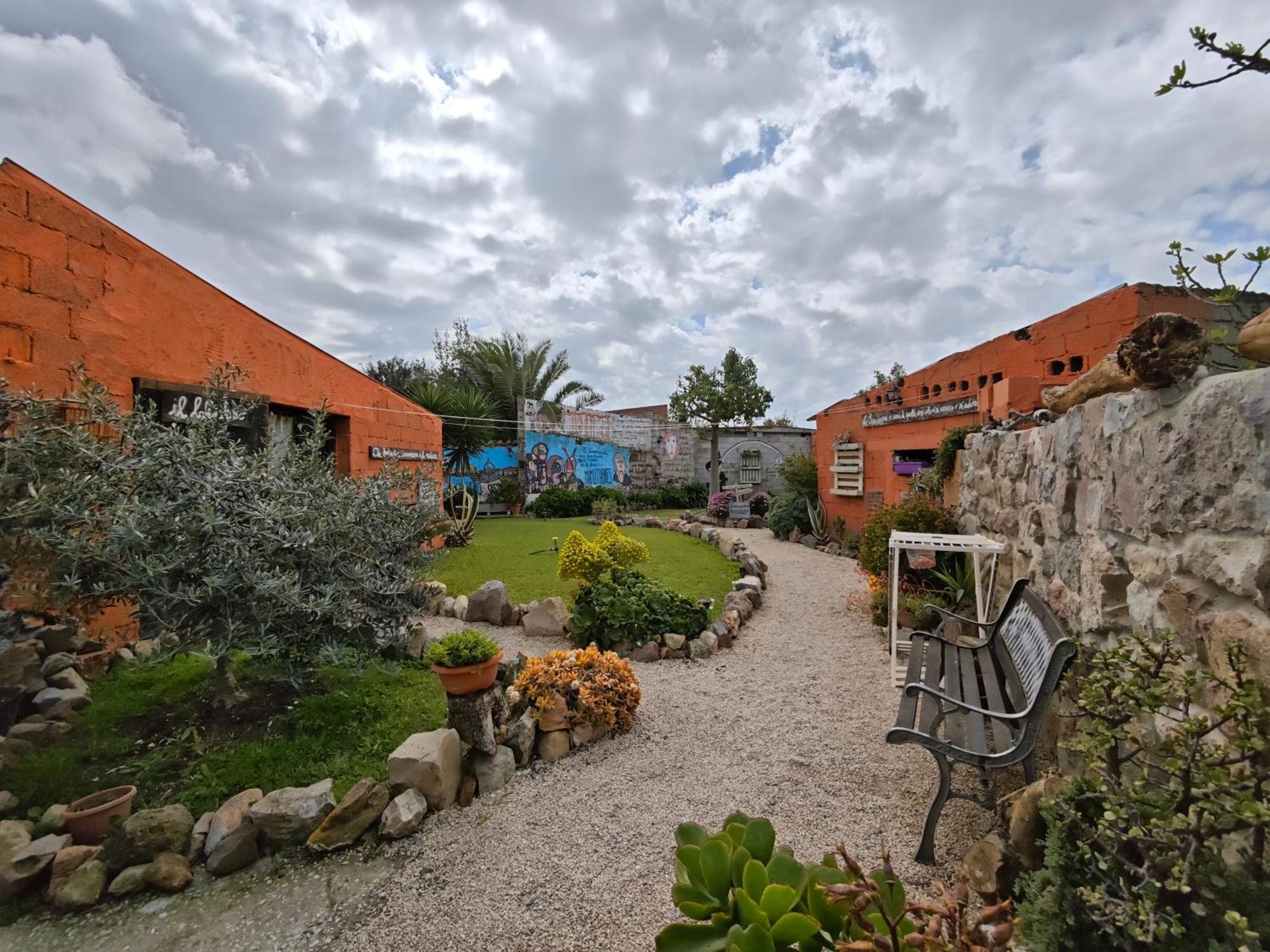 B&B Domu Delunas Giba Kültér fotó